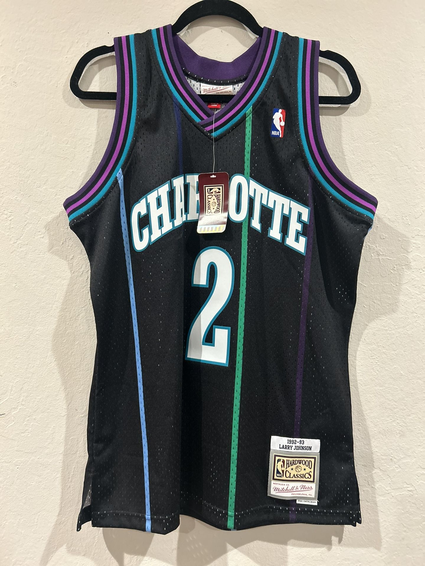 Brand New Jersey Size Medium 129$