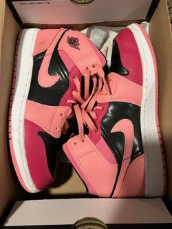 Air Jordan 1 Mid Coral Chalk/ Pinksicle