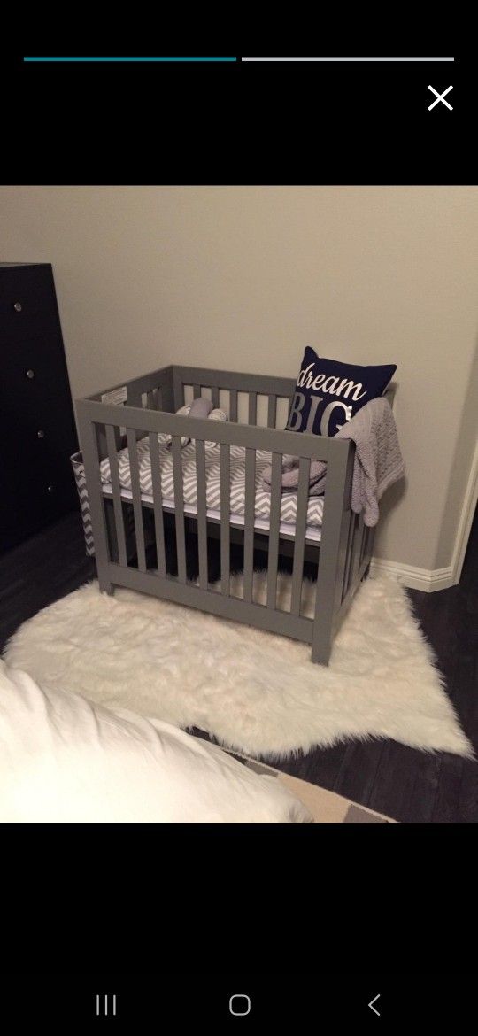 Mini Crib