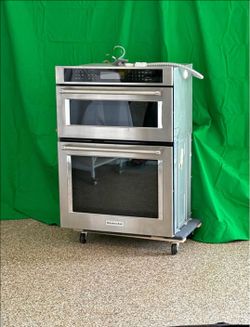 30” Combination Wall Oven with Even Heat (Lower Oven)