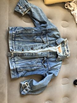 Vintage Levi’s jean jacket