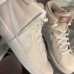 WOMEN SHOES SIZE 9 🩷✨