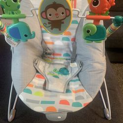 Baby Vibrating Bouncer 