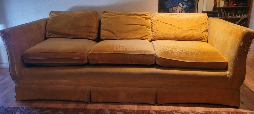 Freee!!!!! Modern Upholstered Rectangular Sofa