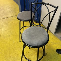 2 Chairs
