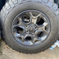 Jeep Wheels / Tires