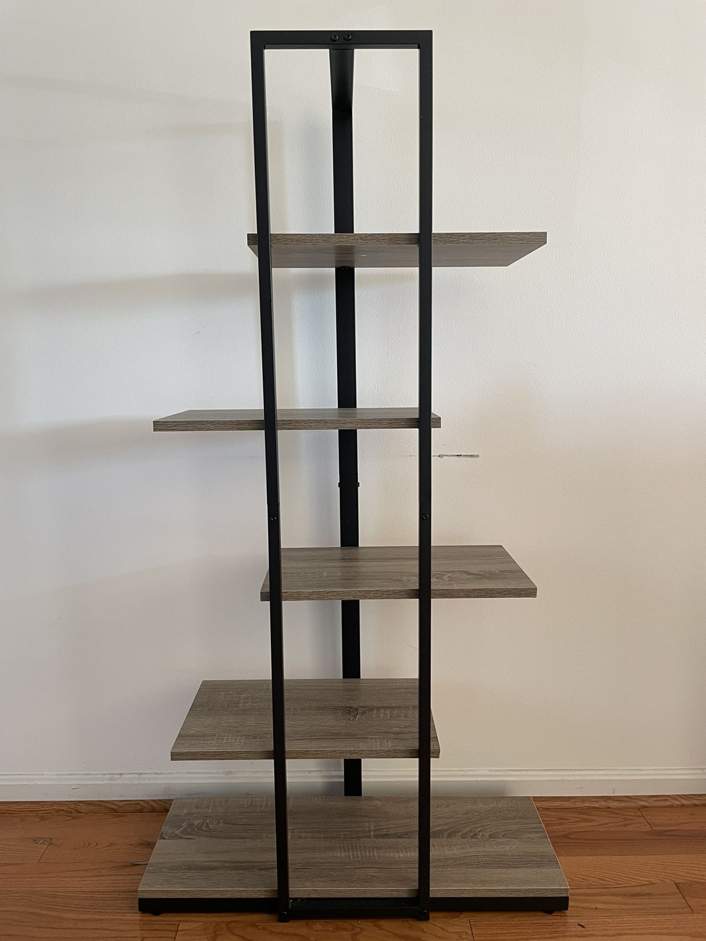 Modern Staggered Shelf