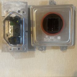 2023 Bmw  Headlight  Module Set OEM