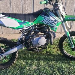 APOLLO ADR125-4 WITH Title.