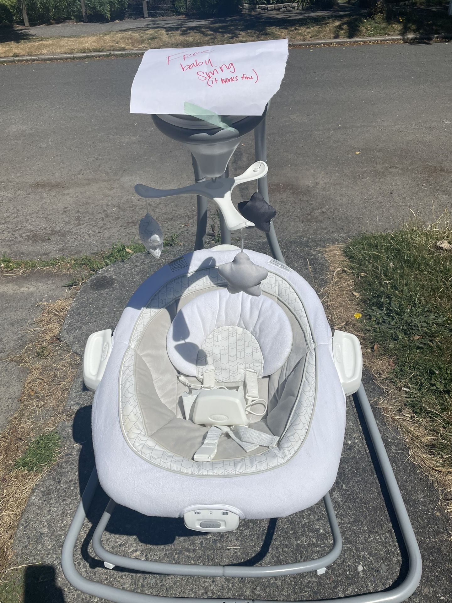 FREE Graco Swing & Bouncer