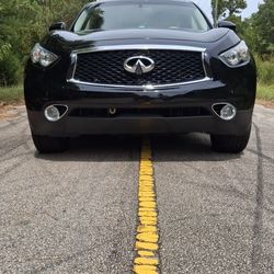 2017 Infiniti Qx70