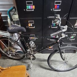 Schwinn vintage 80s Bike. 