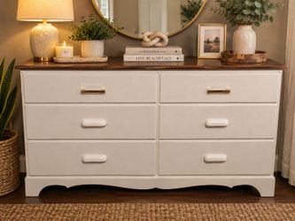 White wood dresser