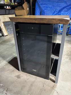Arctic King Wine Fridge 34 Bottle W/table