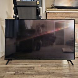55" LG TV