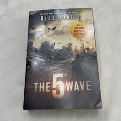 The 5th Wave By Rick Yancey