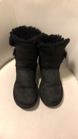 Ugg size 7