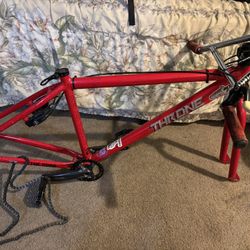 Throne Red Bike Fully Built 