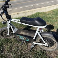 Caroma D1 36V E scooter 