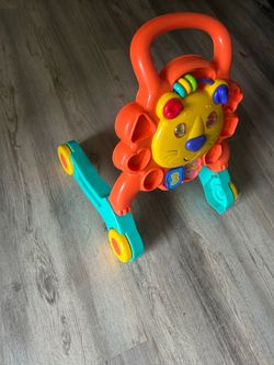 Lion baby walker