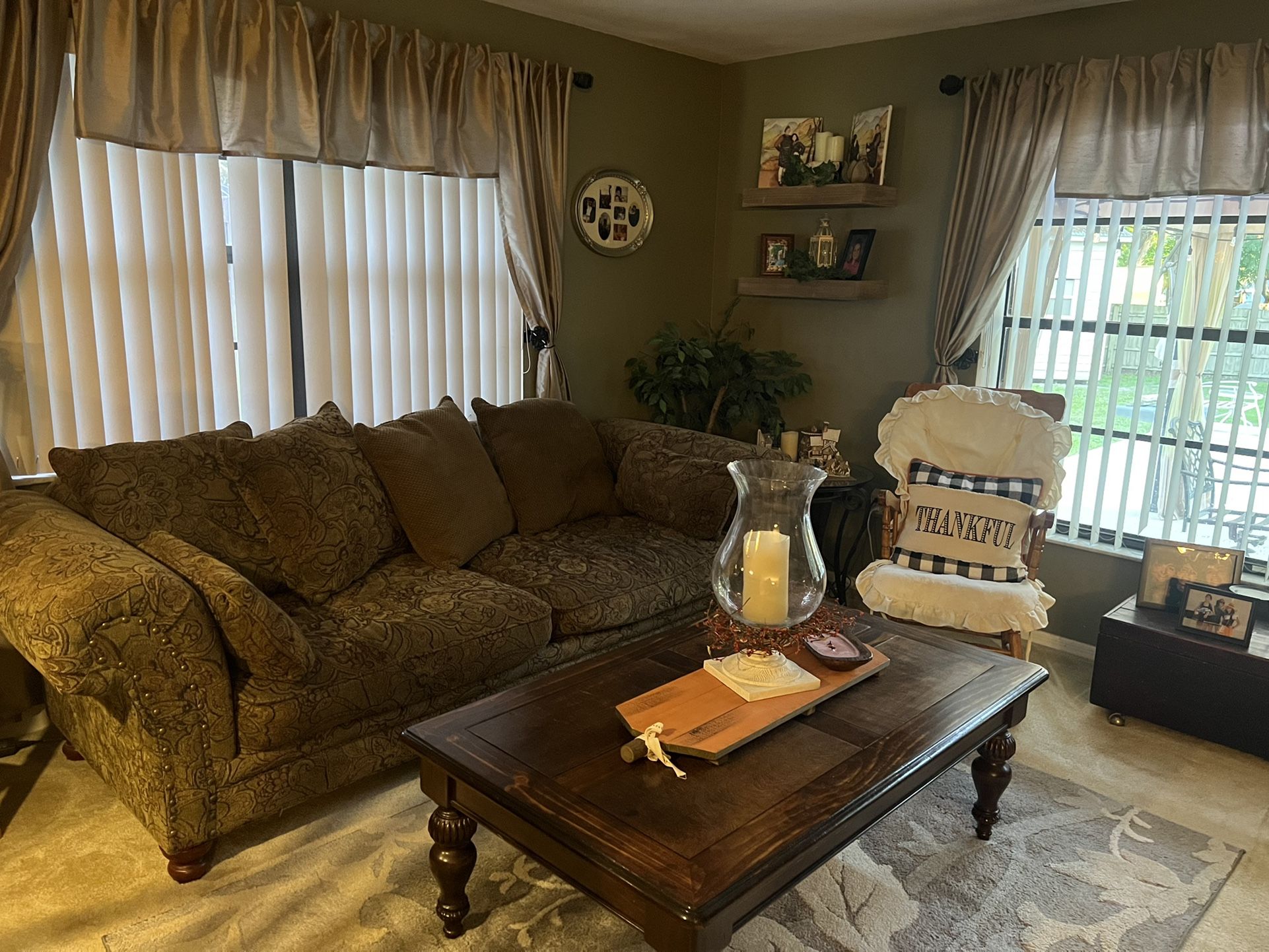 Couch With Oversized Chair