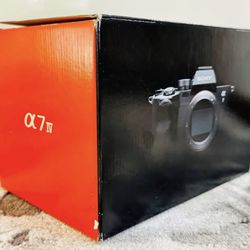  New Sony Alpha A7 IV A7IV Mirrorless Digital Camera Body