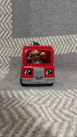 Fisher-Price Little People Fire Truck Toy & Figure Set for Toddlers