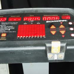 SCHWINN TREADMILL  EVERYTHING WORKS MUST SELL