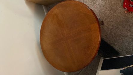 2 Wood side tables