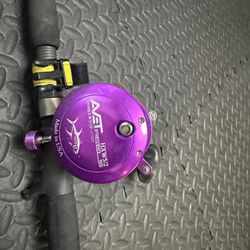 Avet HX 5/2 With Tiger Lite Rod for Sale in Hollywood, FL - OfferUp