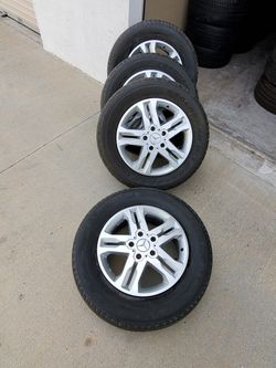 18 g550 Mercedes g wagon. OEM factory wheels rims g500