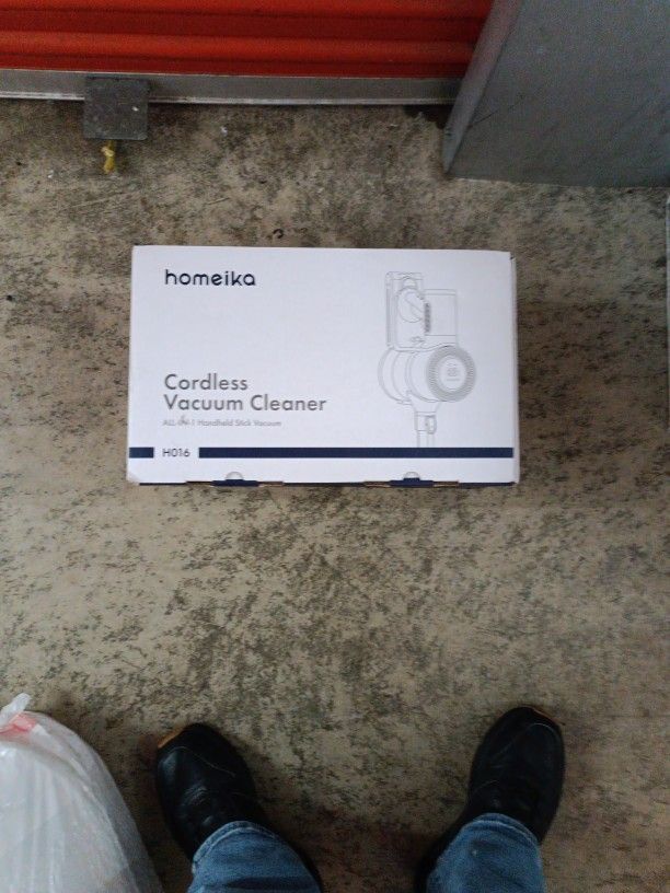 HomeIka Cordless Vacuum Cleaner