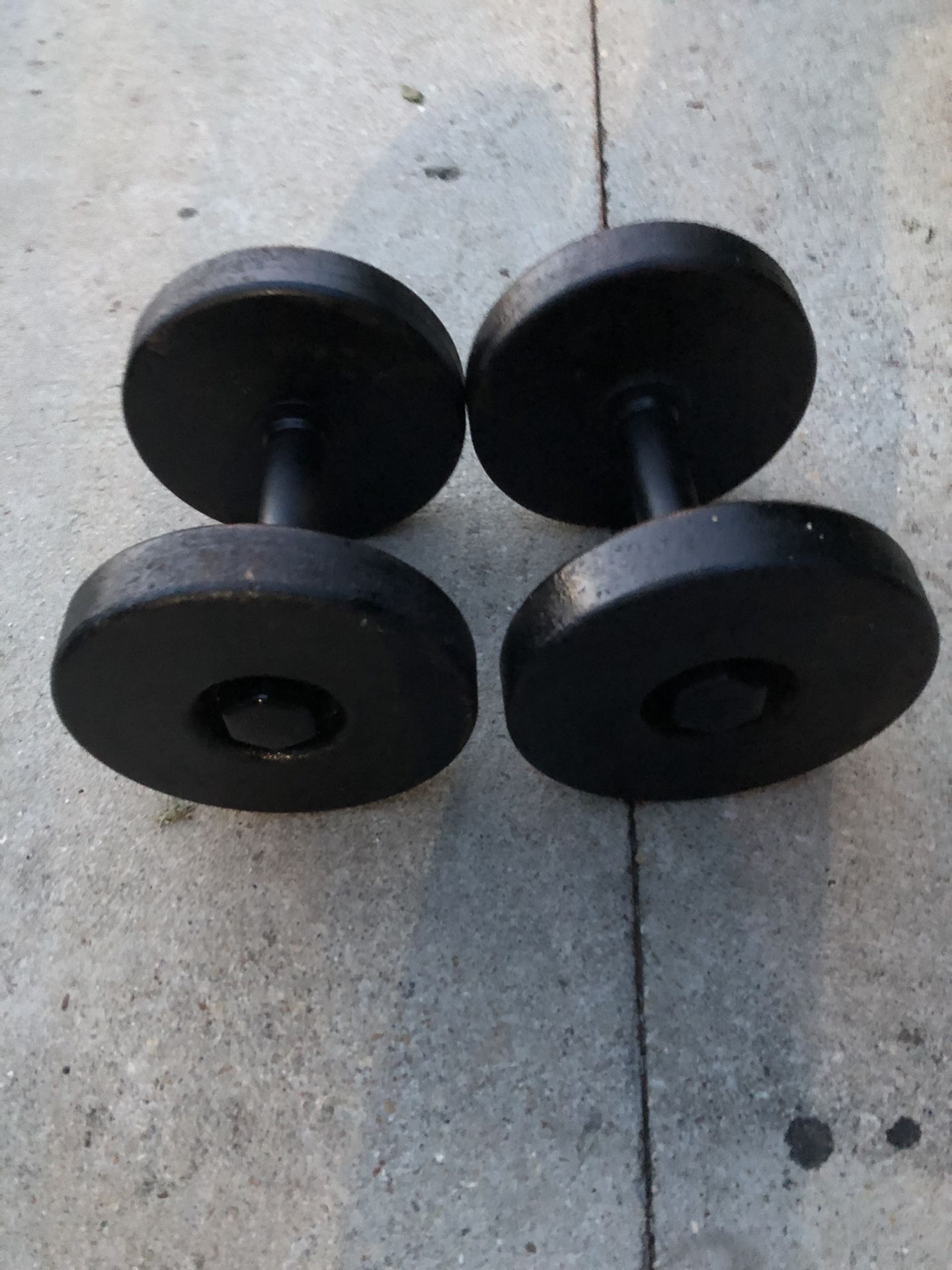 Pair of 30 Dumbbells