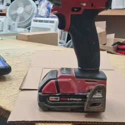 Milwaukee
M18 FUEL 18V Lithium-Ion Brushless Cordless 1/4 in. Hex Impact Driver