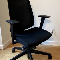 Knoll Task/Gaming/Office Desk Rolling Chairs 