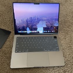 2023 14-Inch MacBook Pro - Space Gray