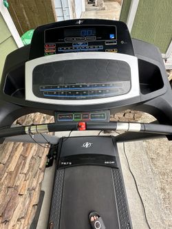 Nordictrack T6.7 S Treadmill for Sale in Portland OR OfferUp