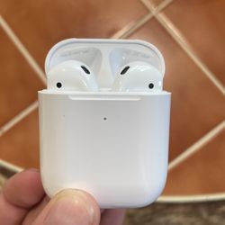 AirPods