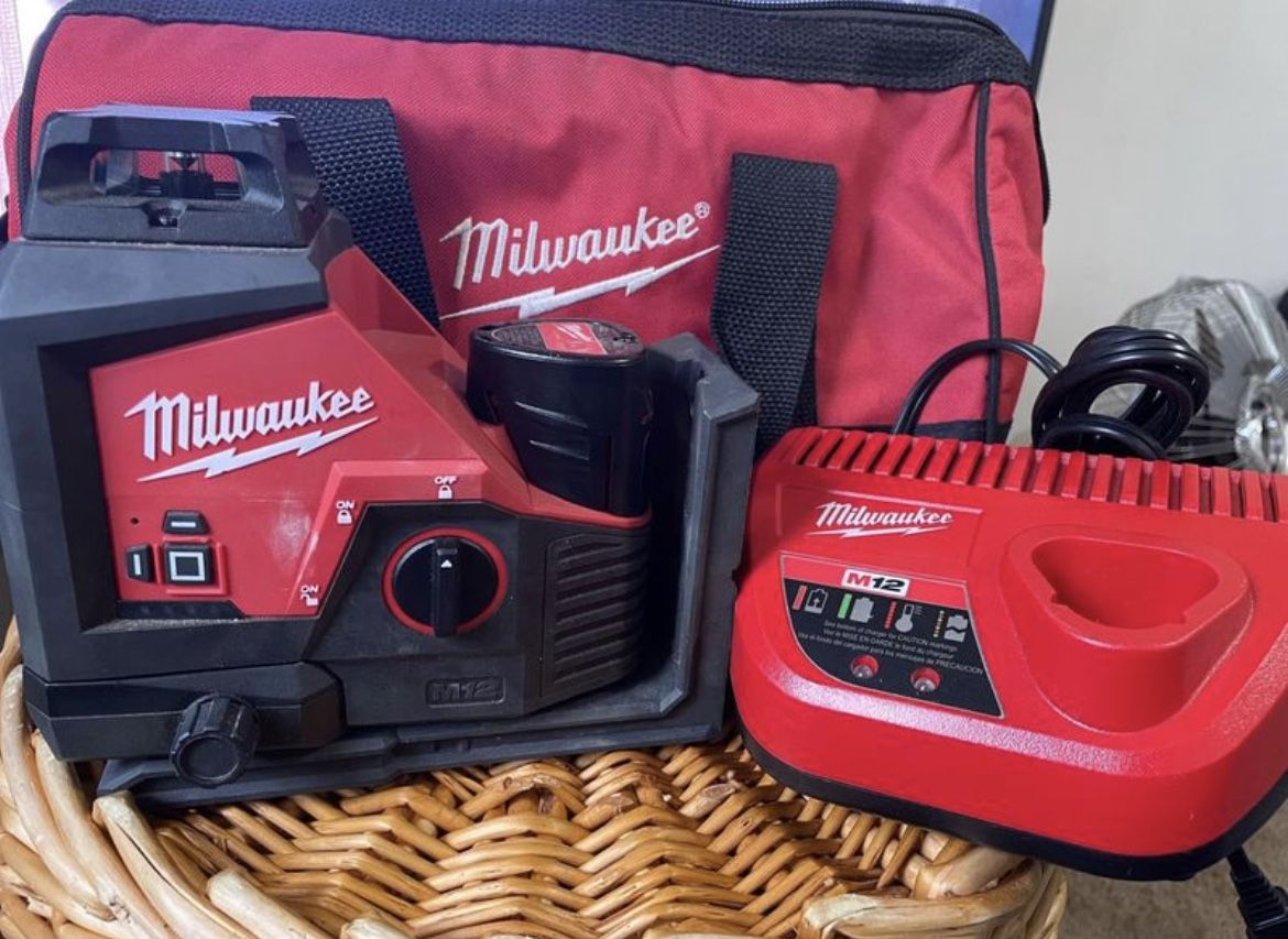 Milwaukee laser