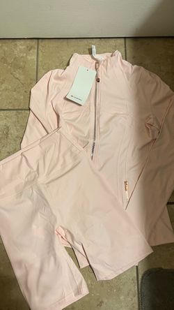 with rose gold zipper Pink Lululemon Set with rose gold zipper