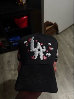 thirty one valentine hat