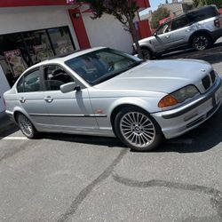 2001 BMW 330i