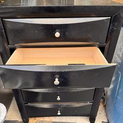 Black Tall 5 Drawer Dresser