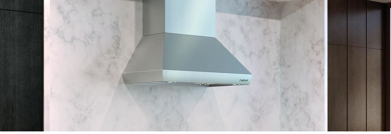 π₯ WOLF 42β Chimney Wall Hood β Model PWC422418 β NEW IN BOX π₯