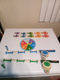 Melissa & Doug Catch & Count Magnetic Wooden Fishing Game