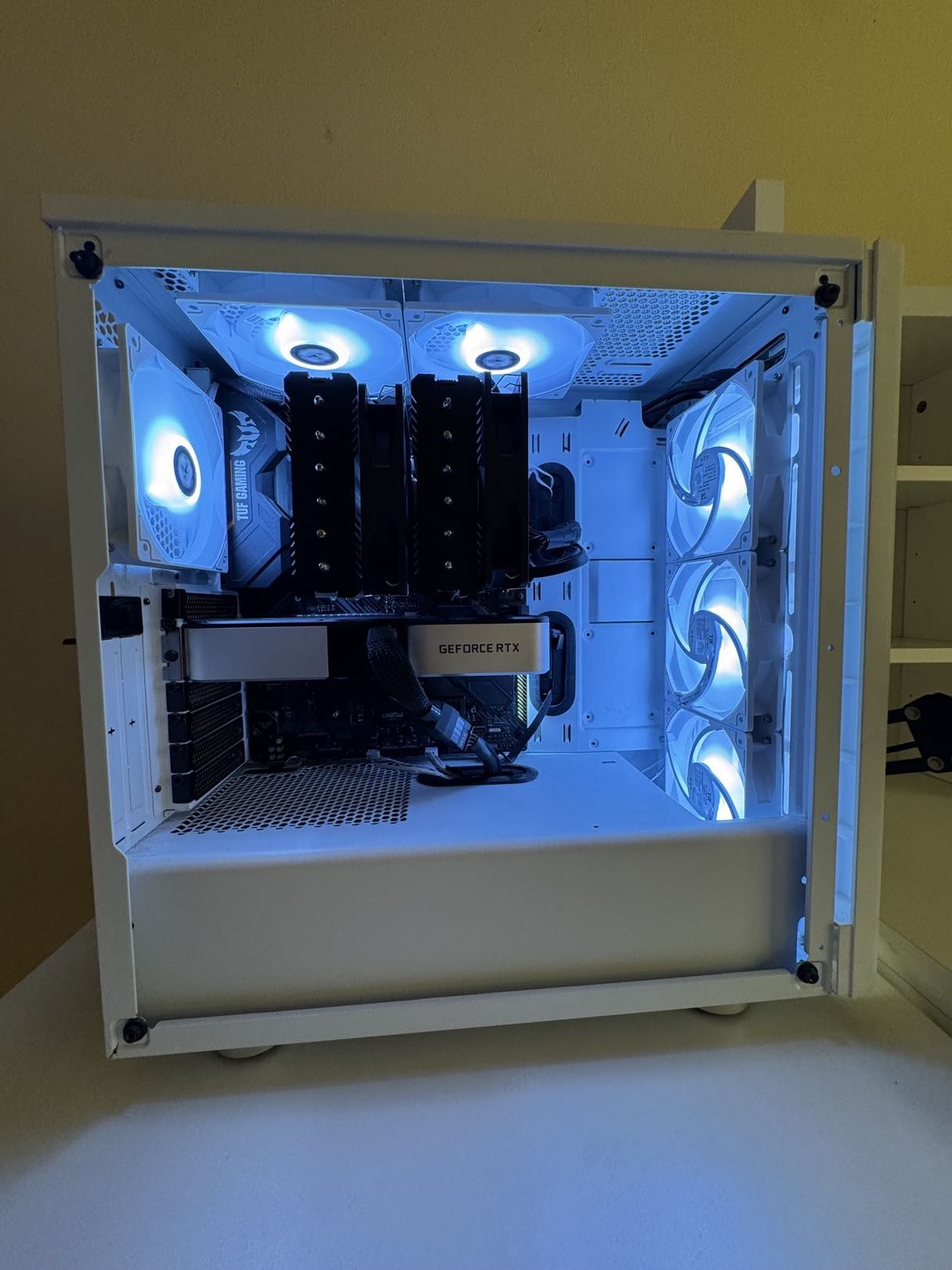 Gaming PC - RTX 3060 Ti + Ryzen 7 3700x, 32GB Ram