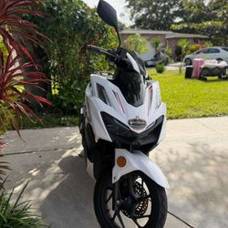 ITALICA M200 EFI 2024