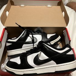 Nike Panda Size 9 Men