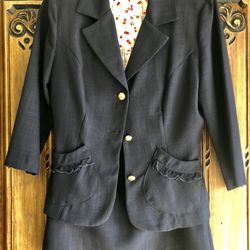 Navy 2 pc Blazer/Skirt Set Juniors 5/6