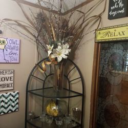 Wooden And Artificial Flower Arrangements 